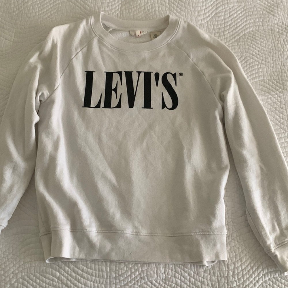 LEVI’S white crew neck